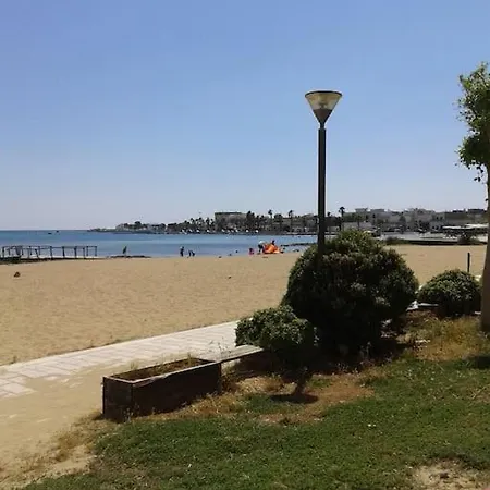 In Centro A Due Passi Dal Mare 切萨雷奥港